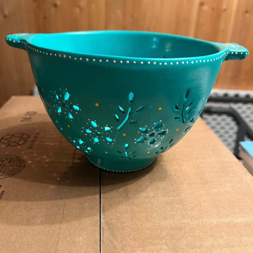 Handpainted Ceramic Floral Embossed Teal Small Bowl